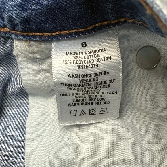 Aeropostale Destroyed button fly blue jeans Size 6 - Picture 2 of 12